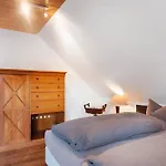 Apartmenthaus Schoene Aussicht