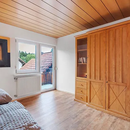 Apartmenthaus Schoene Aussicht *